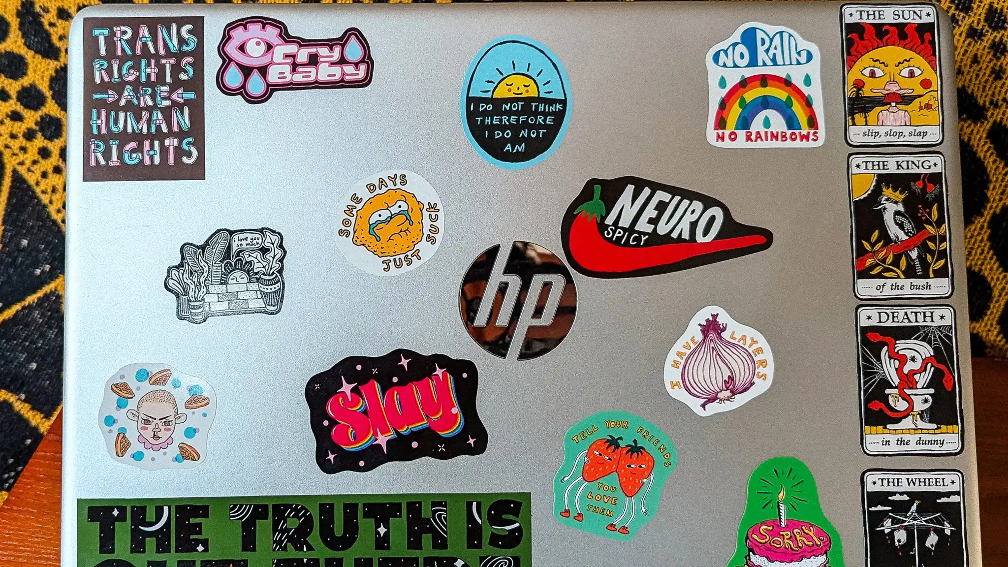 Die Cut vs Kiss Cut Stickers: Which One Should You Choose?